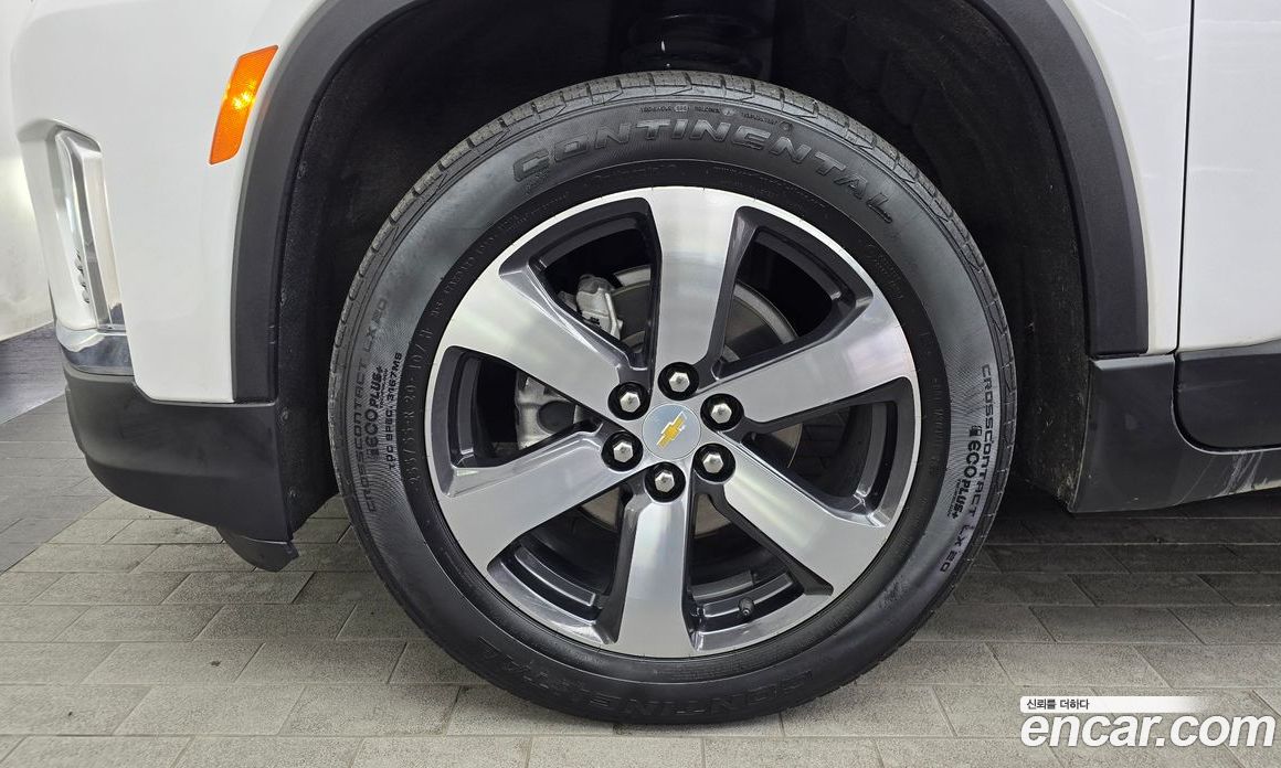 Chevrolet (GM Daewoo) Traverse фото 5