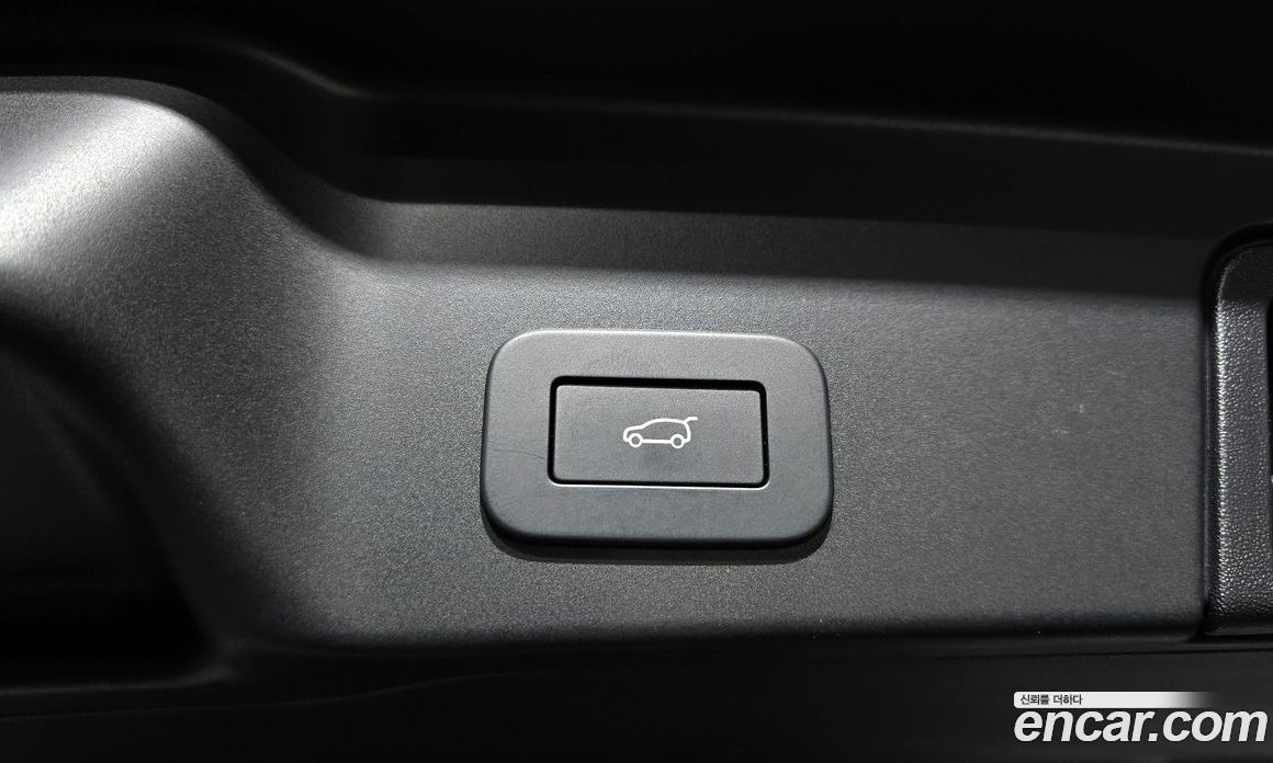 Land Rover Range Rover Evoque 2nd Gen фото 20