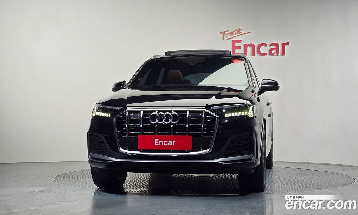 Audi Q7 (4M) фото 3