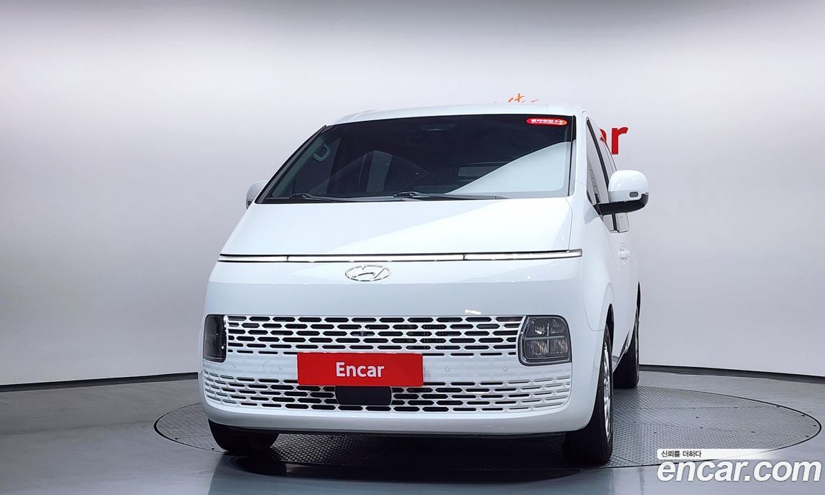 Hyundai Staria фото 2