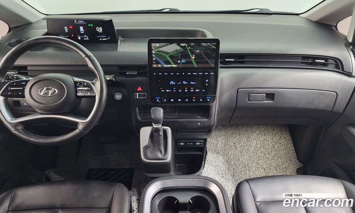 Hyundai Staria фото 6