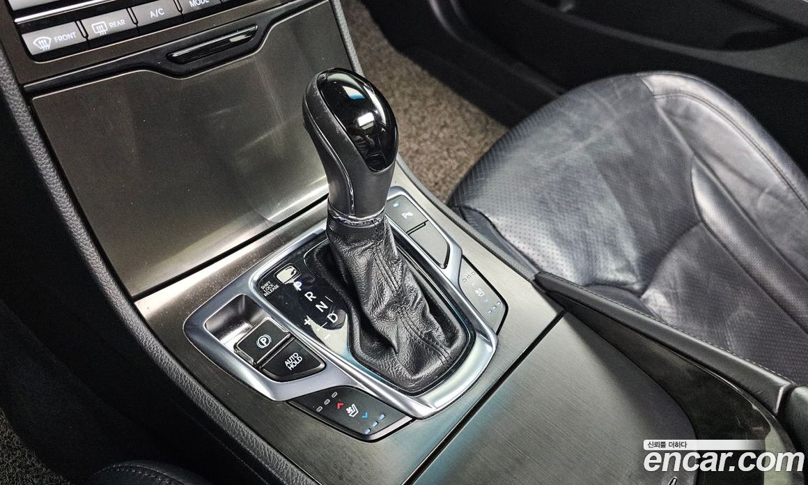 Hyundai Grandeur (HG) фото 9