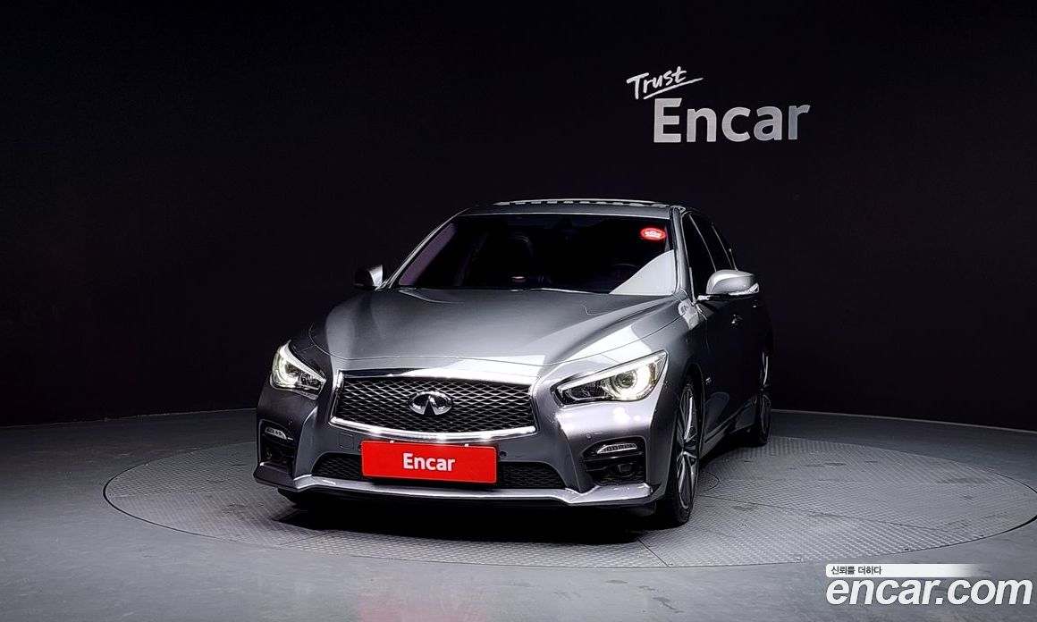 Infiniti Q50 фото 3