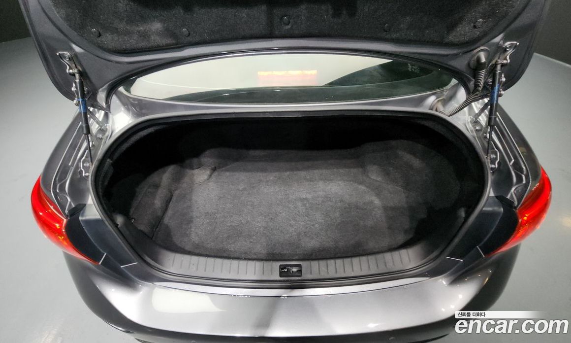 Infiniti Q50 фото 20