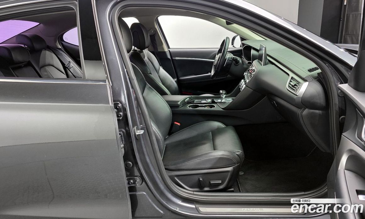 Genesis G70 фото 10