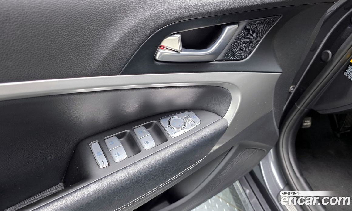 Genesis G70 фото 17