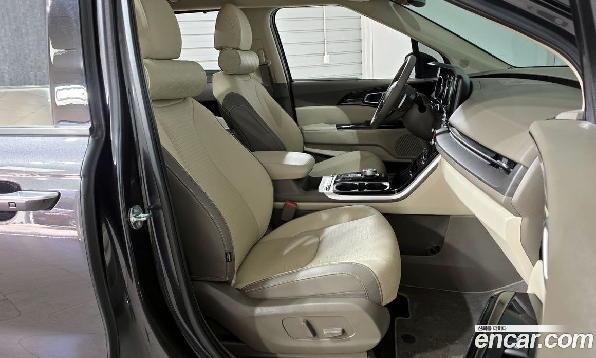 Kia Carnival 4th Gen фото 10
