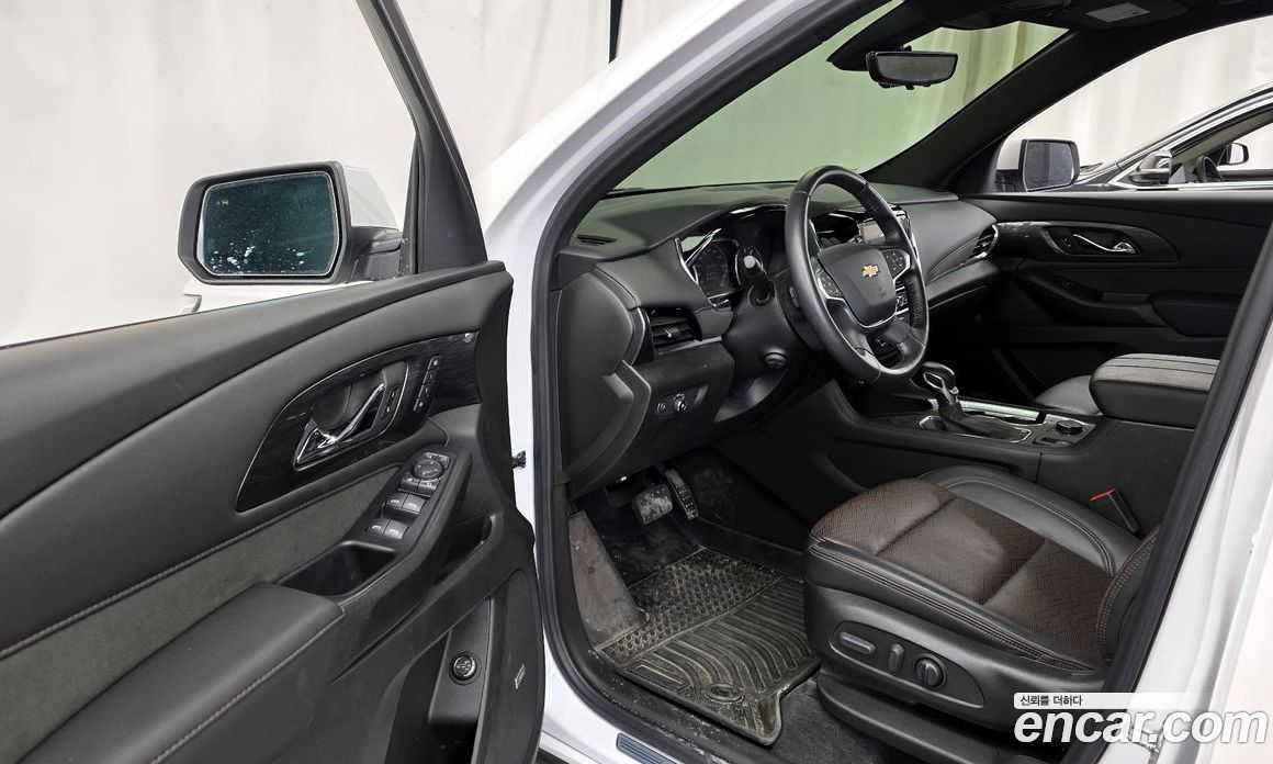 Chevrolet (GM Daewoo) Traverse фото 10