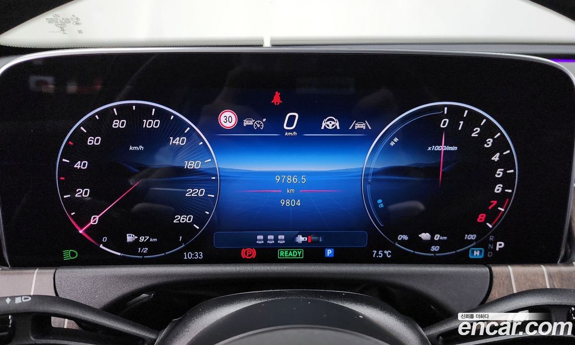 Mercedes-Benz E-Class W214 фото 8