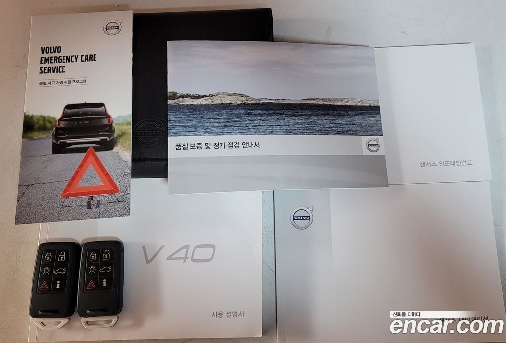 Volvo V40 фото 18