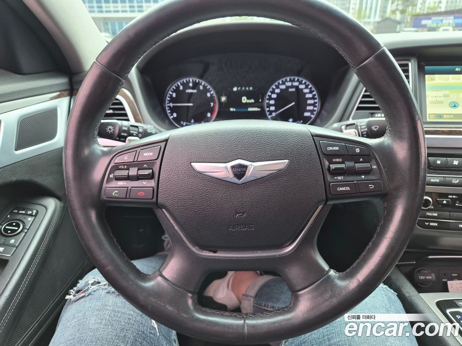 Hyundai Genesis (DH) фото 12