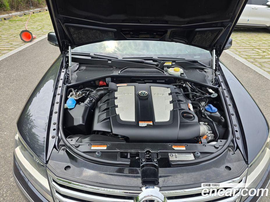 Volkswagen Phaeton фото 17