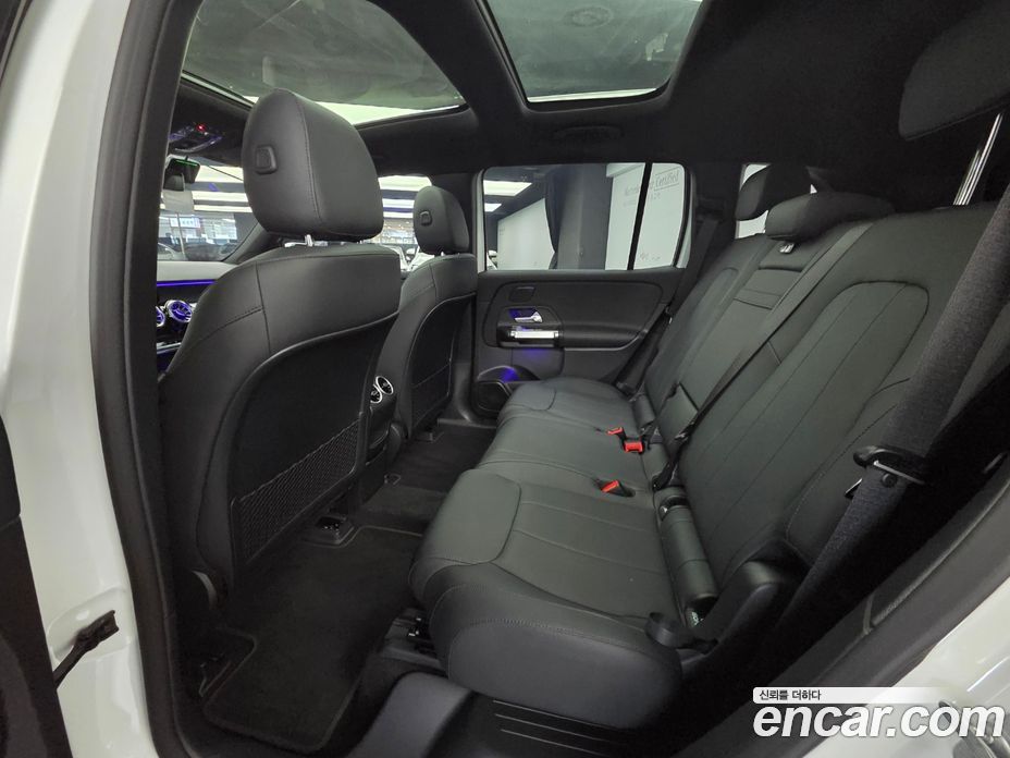 Mercedes-Benz EQB X243 фото 11