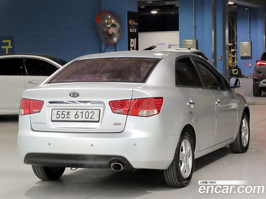 Kia Forte фото 2