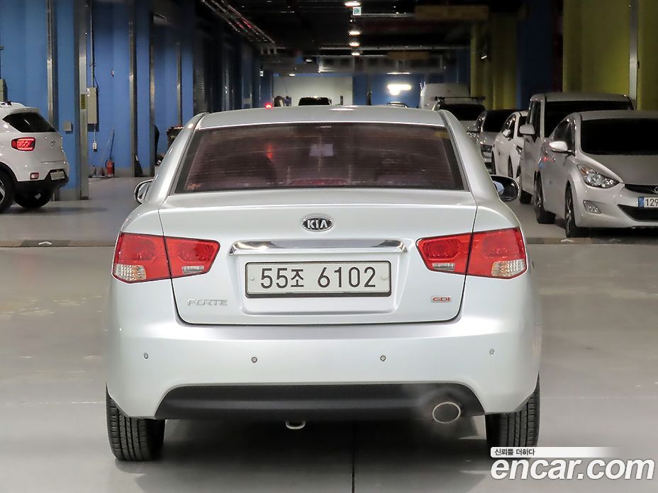 Kia Forte фото 4