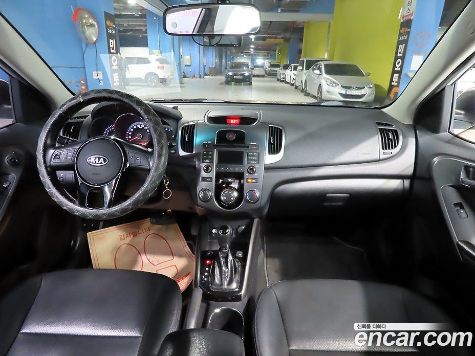 Kia Forte фото 7