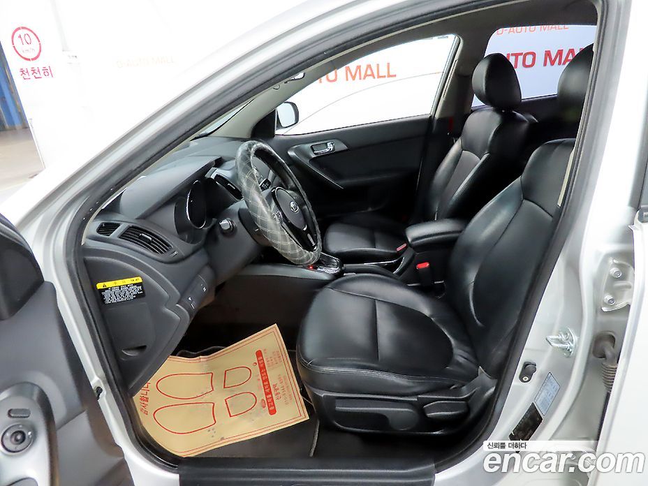 Kia Forte фото 10