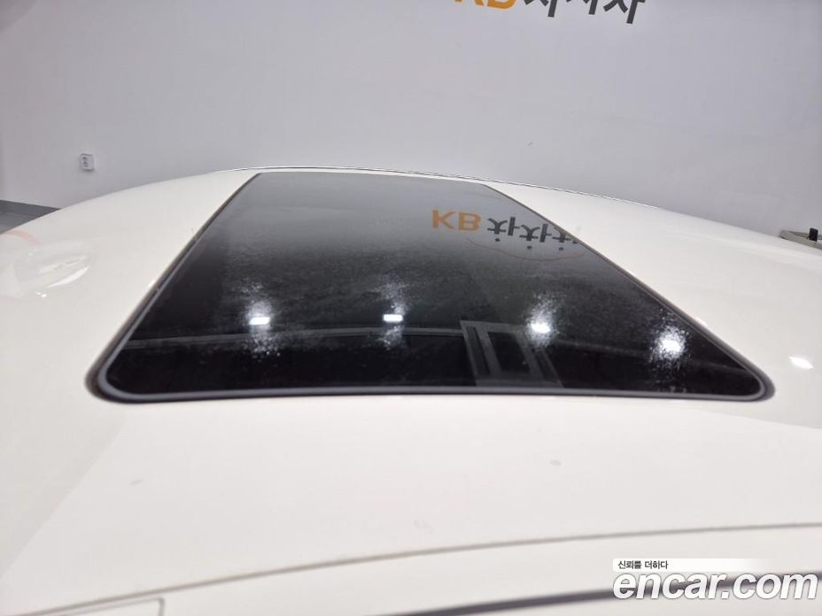 Mercedes-Benz E-Class W211 фото 13