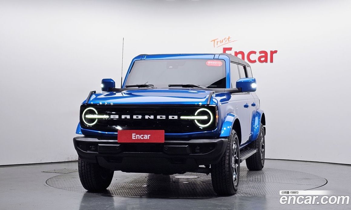 Ford Bronco 6th Gen фото 2