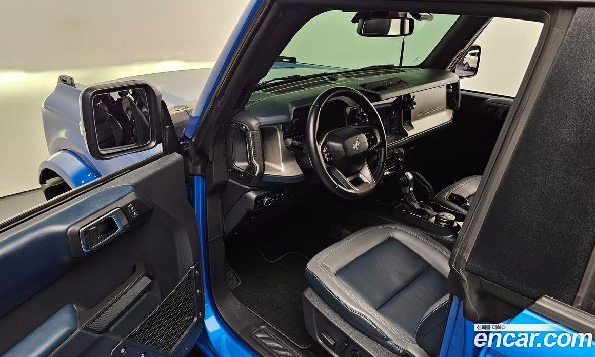Ford Bronco 6th Gen фото 10