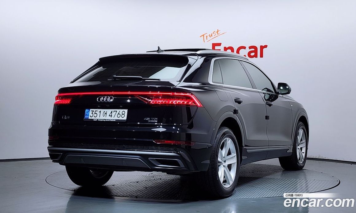 Audi Q8 (4M) фото 2