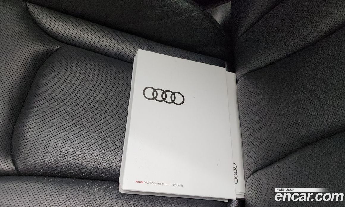 Audi Q8 (4M) фото 13