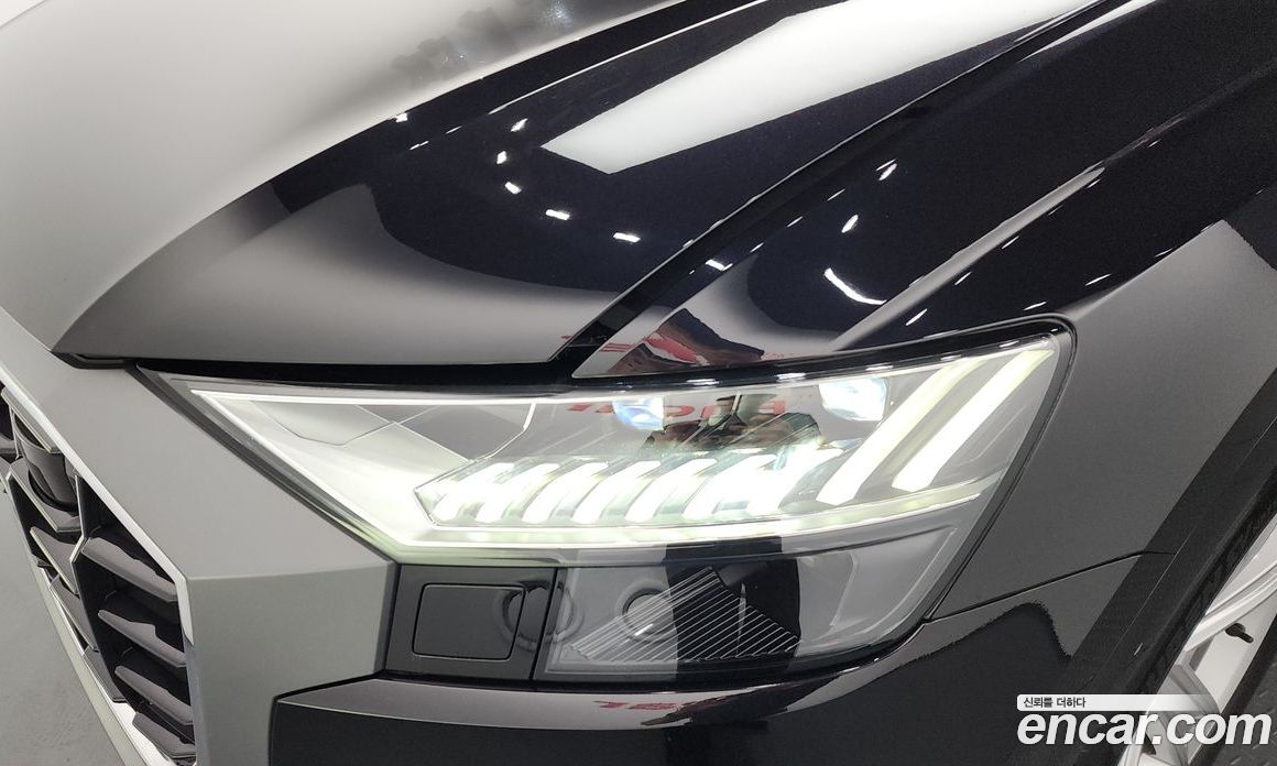 Audi Q8 (4M) фото 22