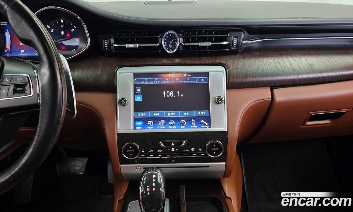Maserati Quattroporte фото 14