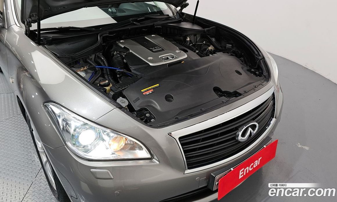 Infiniti M37 фото 6