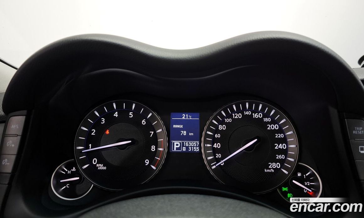 Infiniti M37 фото 8