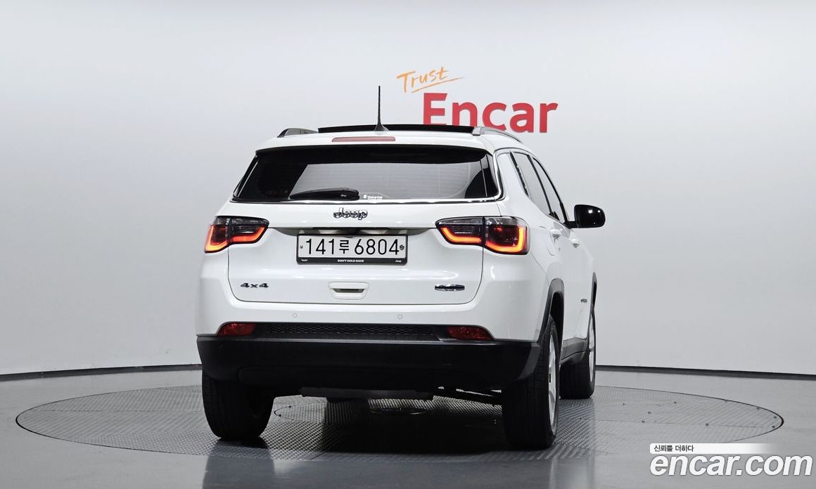 Jeep Compass 2nd Gen фото 4