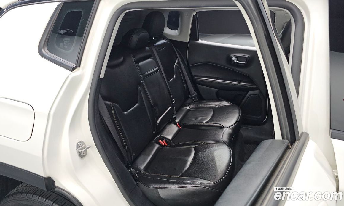 Jeep Compass 2nd Gen фото 11