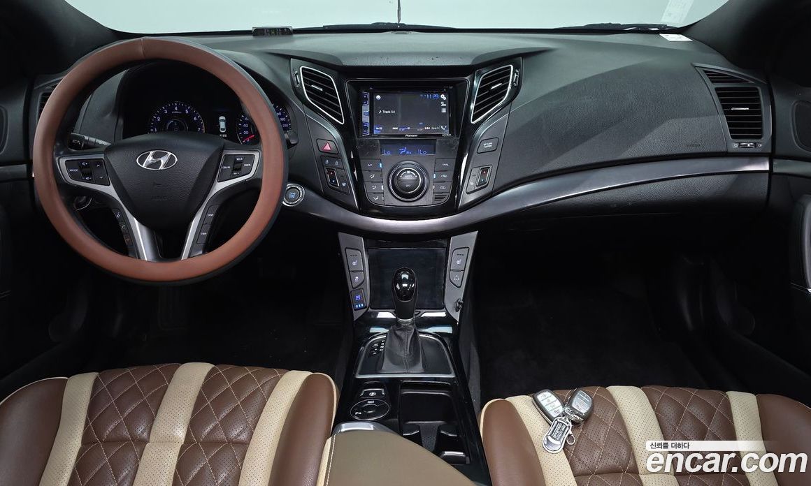 Hyundai i40 Saloon фото 7