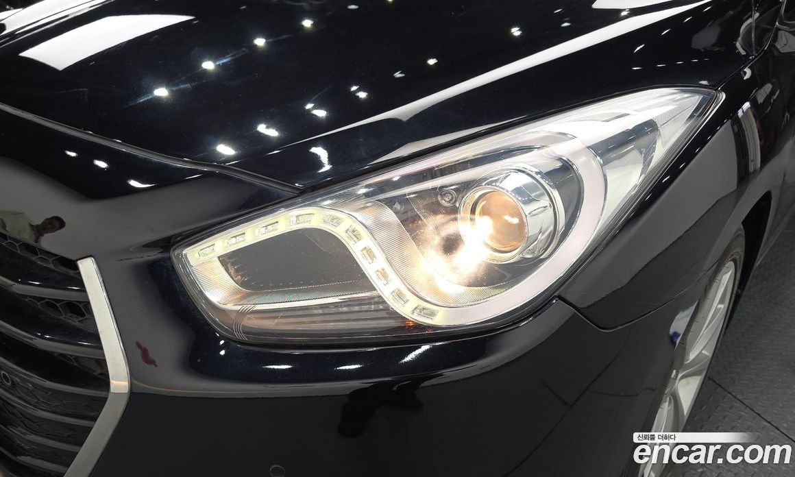 Hyundai i40 Saloon фото 22