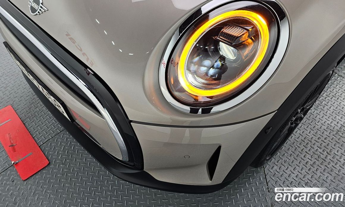 Mini Cooper Convertible фото 22
