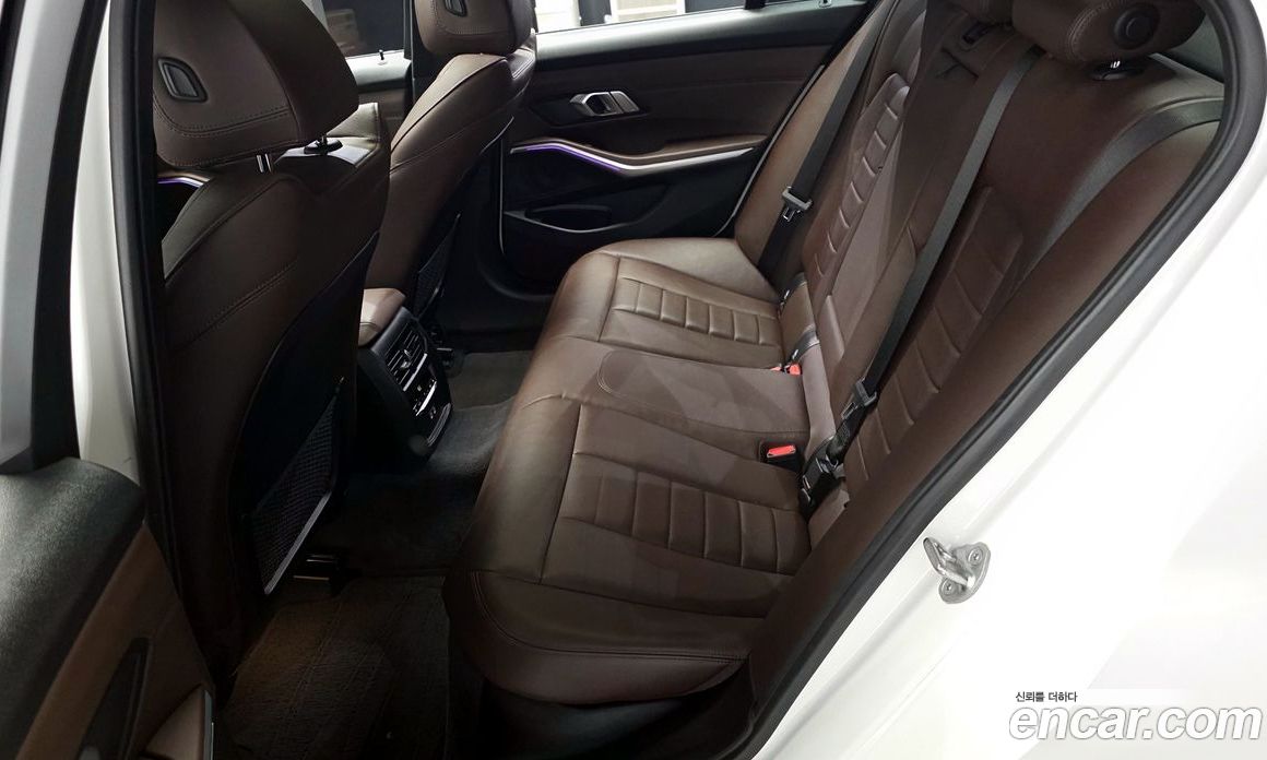 BMW 3-Series (G20) фото 12