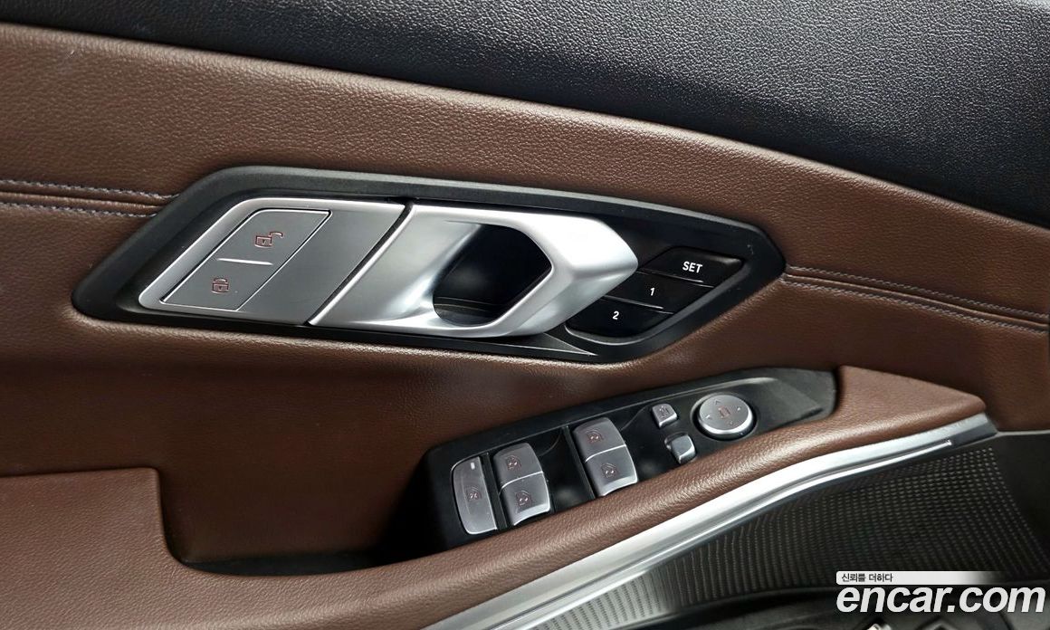 BMW 3-Series (G20) фото 31
