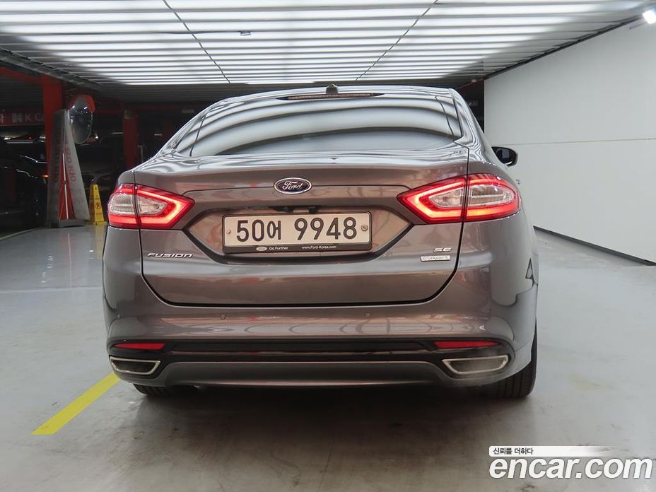 Ford Fusion фото 3
