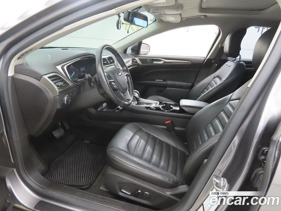 Ford Fusion фото 5