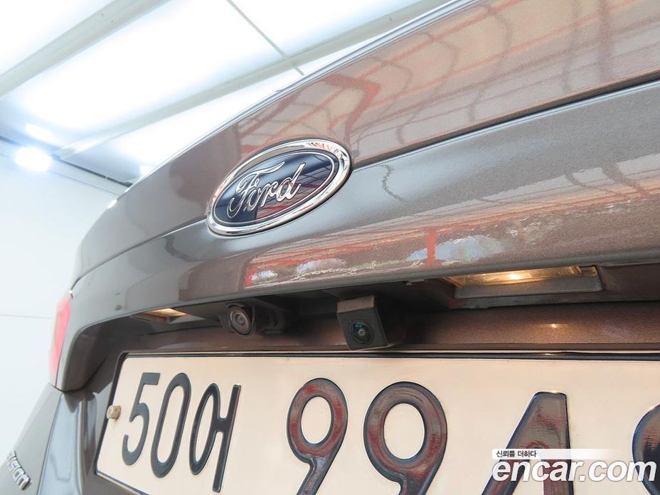 Ford Fusion фото 18