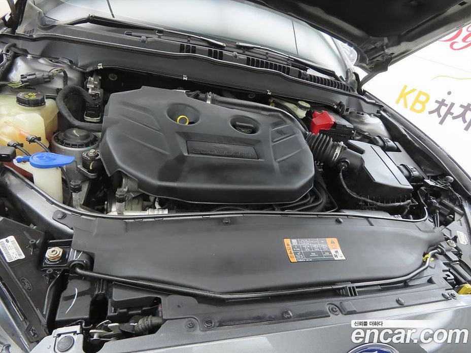 Ford Fusion фото 19