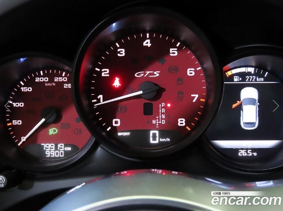 Porsche Macan фото 9