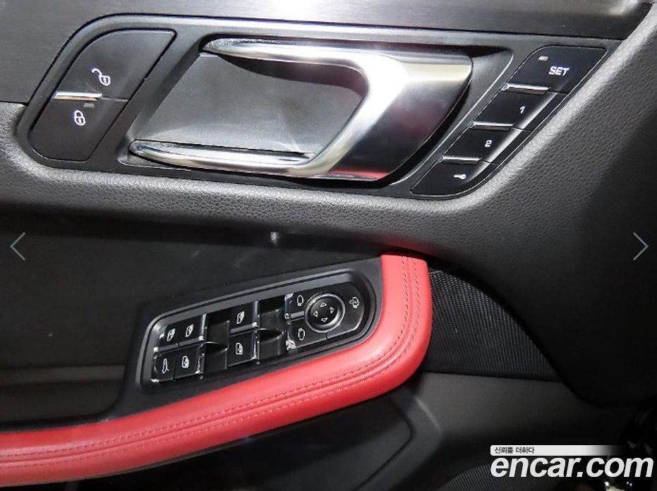 Porsche Macan фото 13