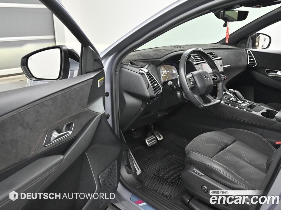 Citroen / DS DS7 Crossback фото 11