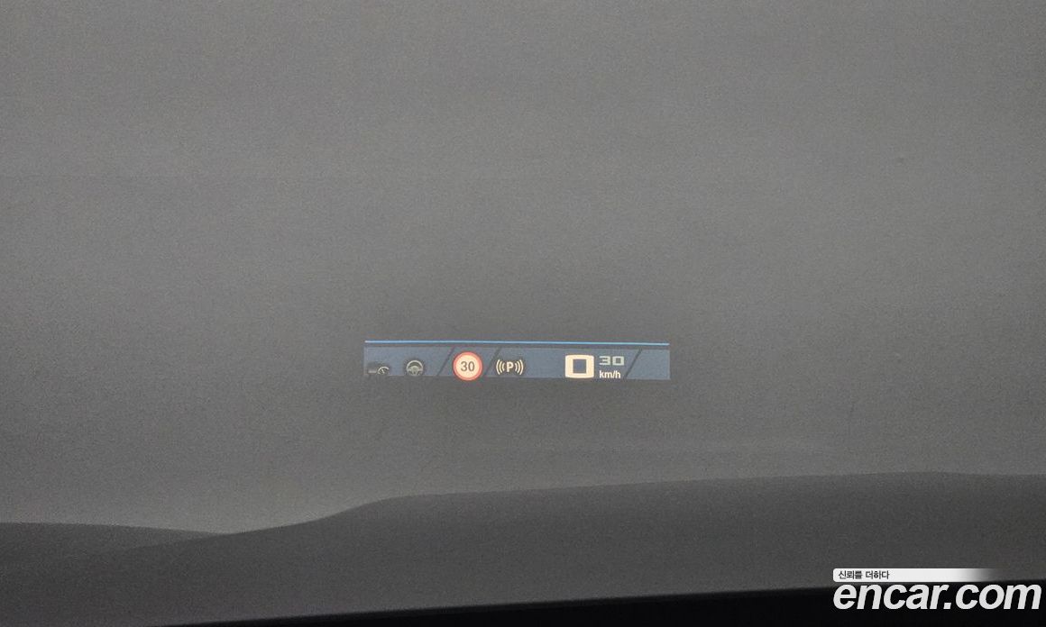 BMW XM (G09) фото 33