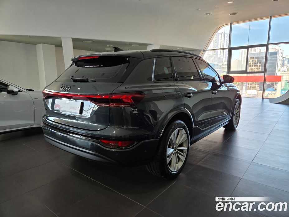 Audi Q6 e-tron (GF) фото 6