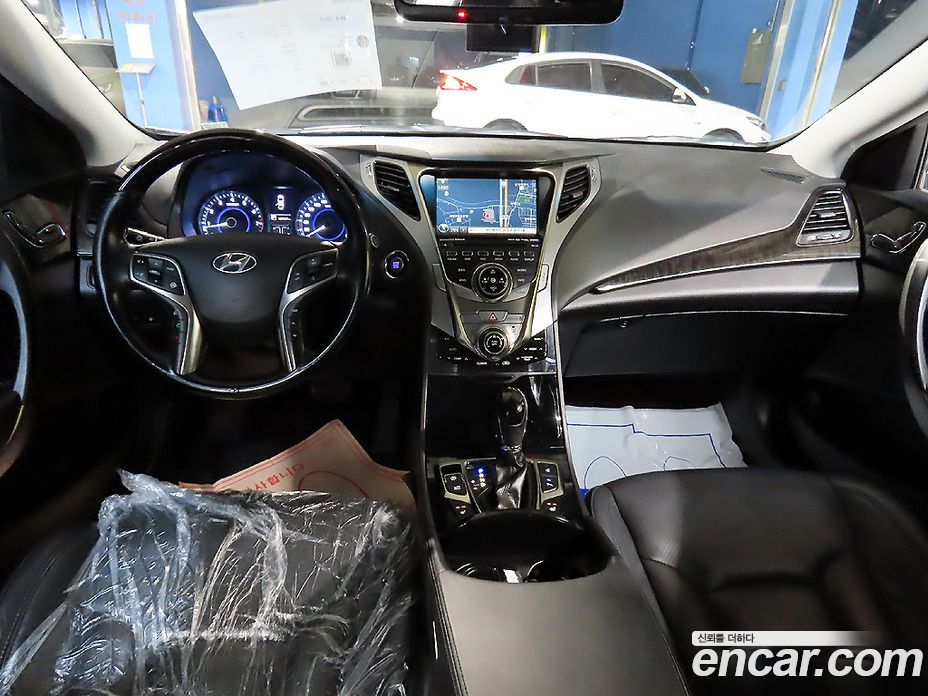 Hyundai Grandeur (HG) фото 5