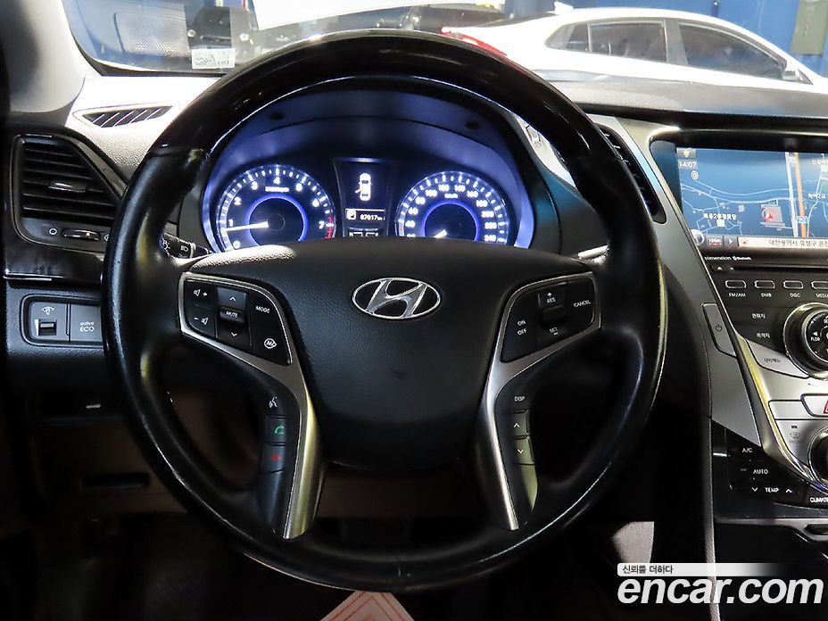Hyundai Grandeur (HG) фото 11