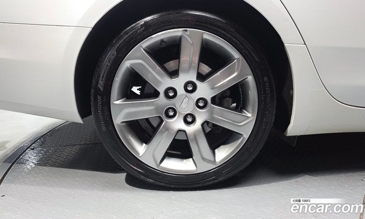 Cadillac CTS 3rd Gen фото 5