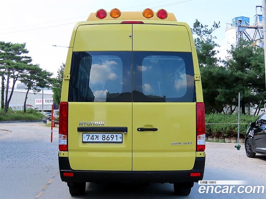 Hyundai Solati фото 4